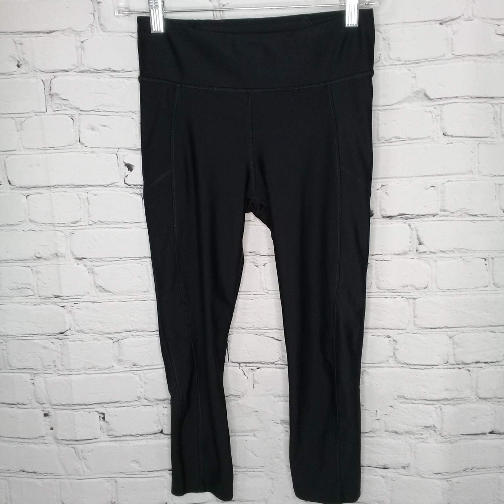 Under Armour Black Heatgear Compression Cropped Zip Mesh Leggings  XSmall